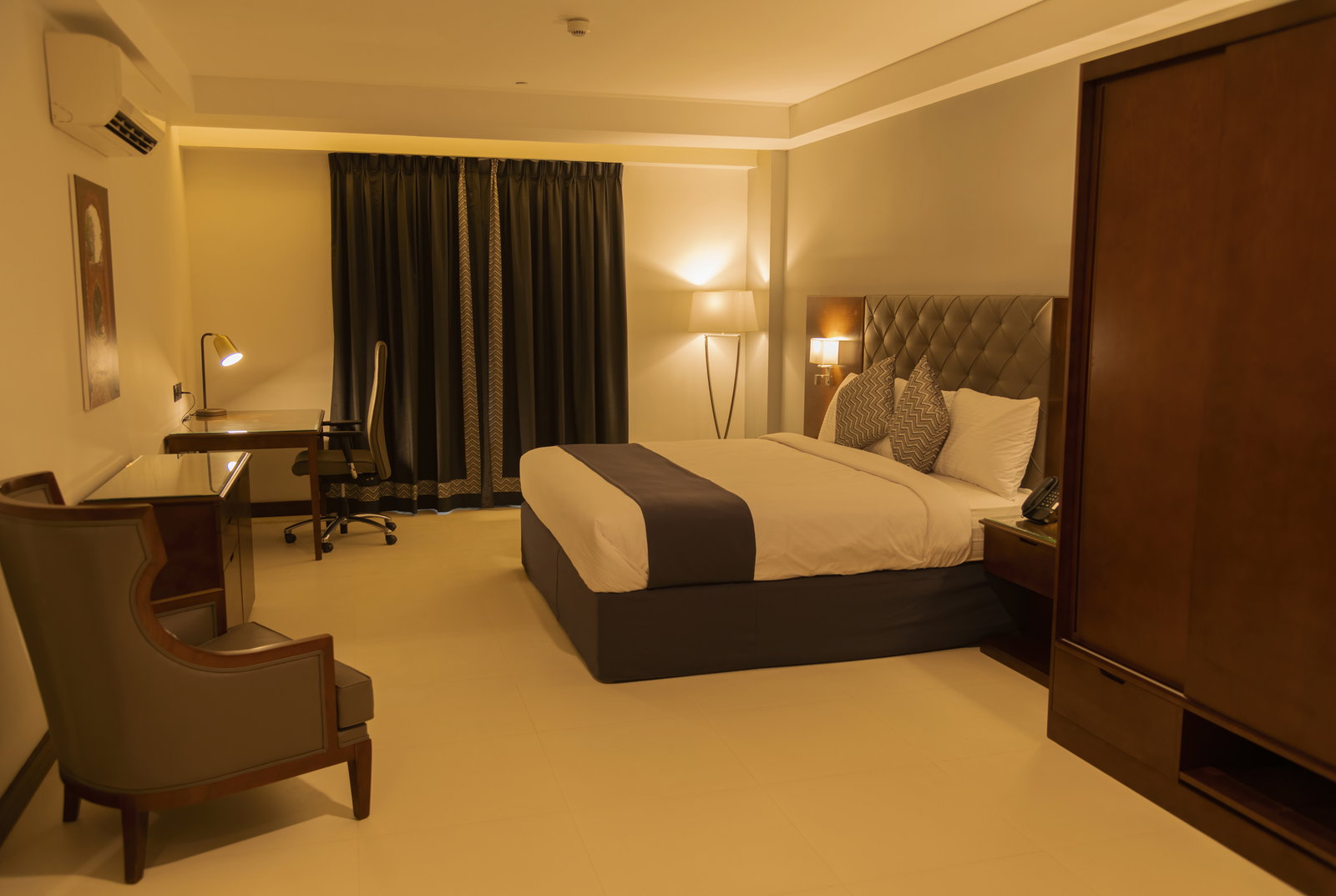 Tulip Inn Majan Hotel
