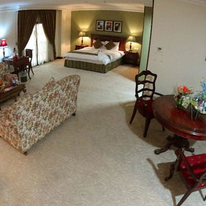 Hotel The Convention Center & Royal Suites cazare Kuwait City