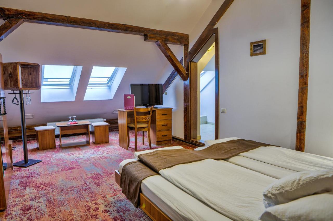 Residence Ambient