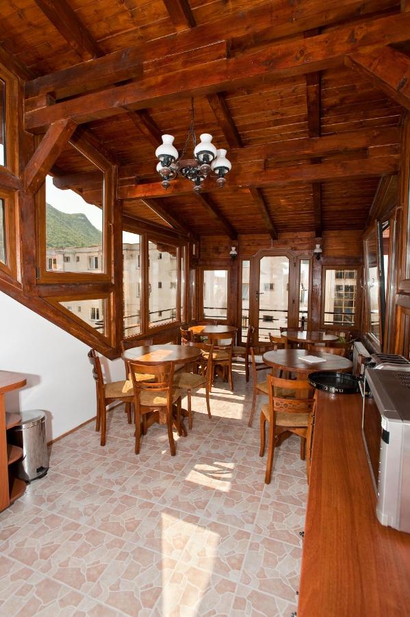 Residence Ambient