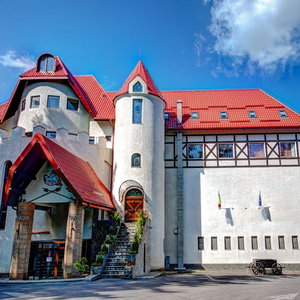 Hotel House Of Dracula cazare Poiana Brasov