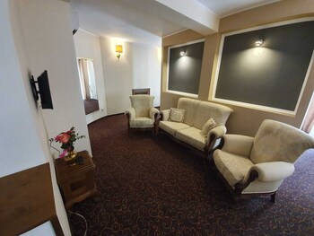 Topaz Boutique