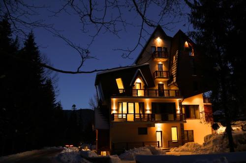 Oblique Forest & Spa