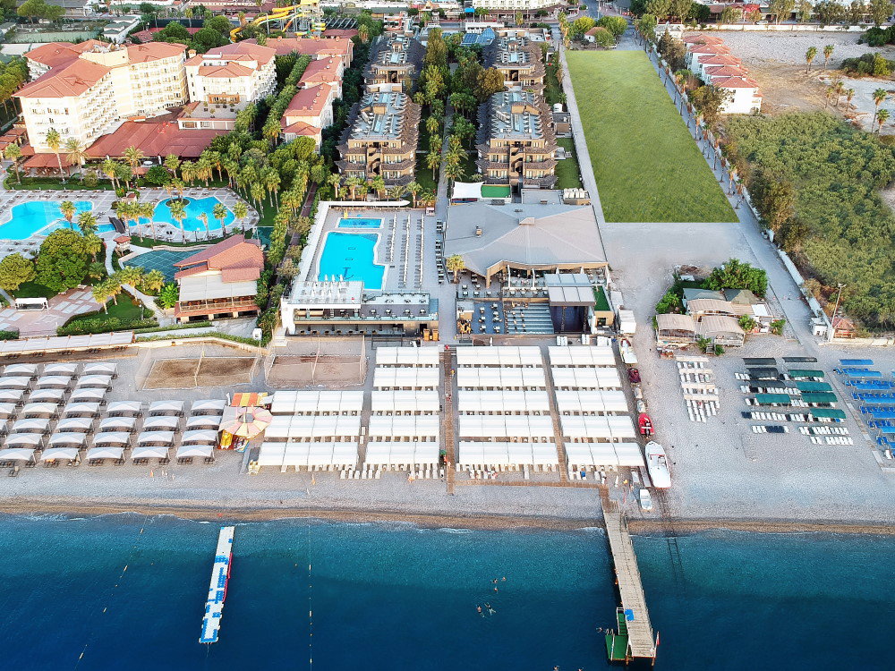 dal travel Sailor's Beach Club