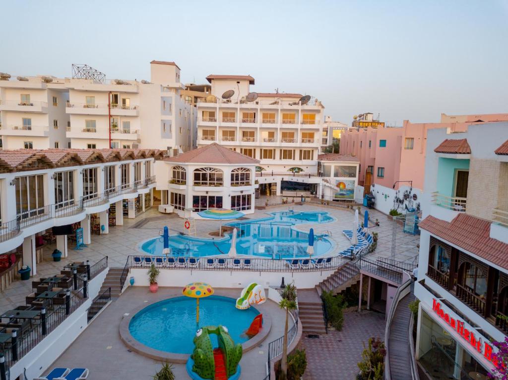 Hotel Minamark Beach Resort