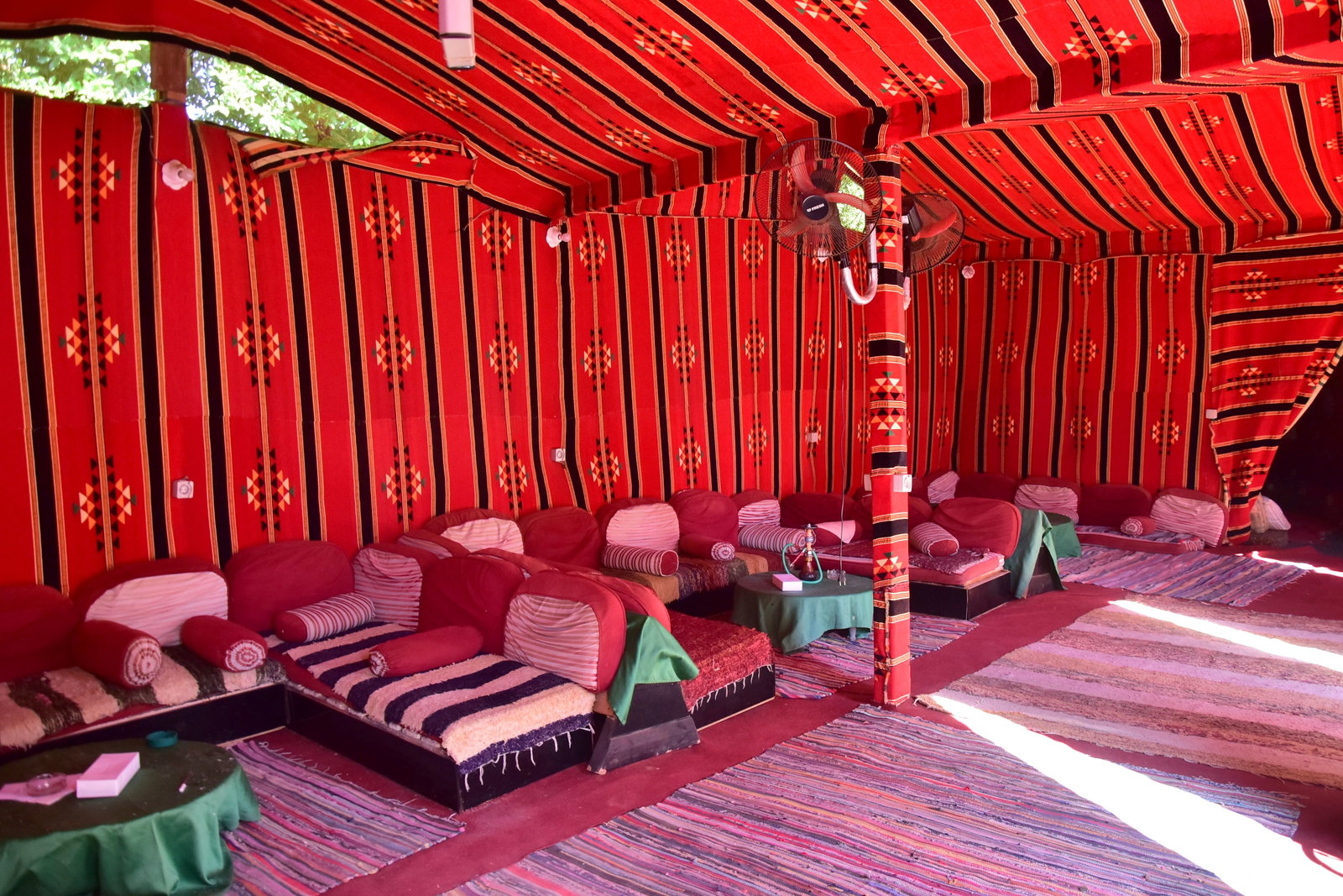 Dive Inn Resort