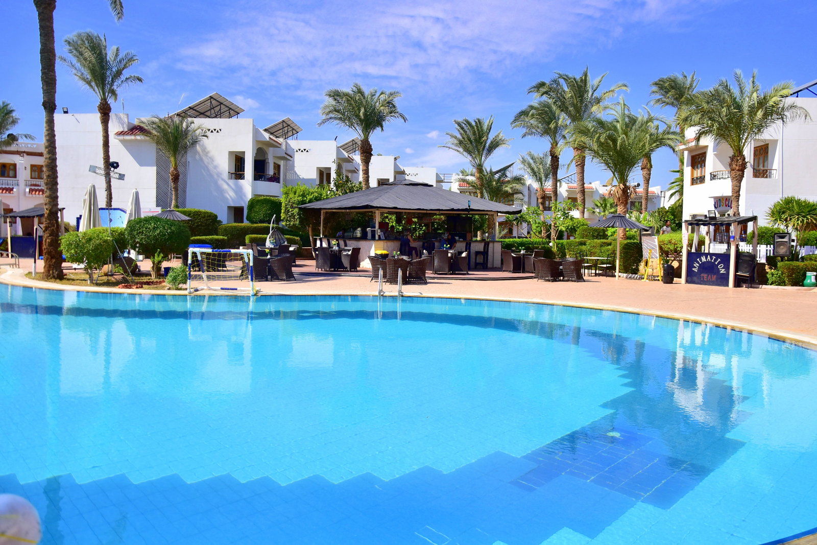Dive Inn Resort