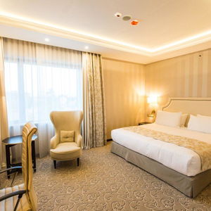Hotel Prahova Plaza Hotel cazare Ploiesti