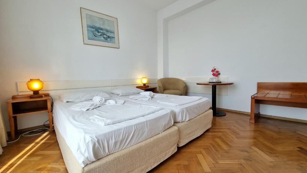 Hotel Astoria