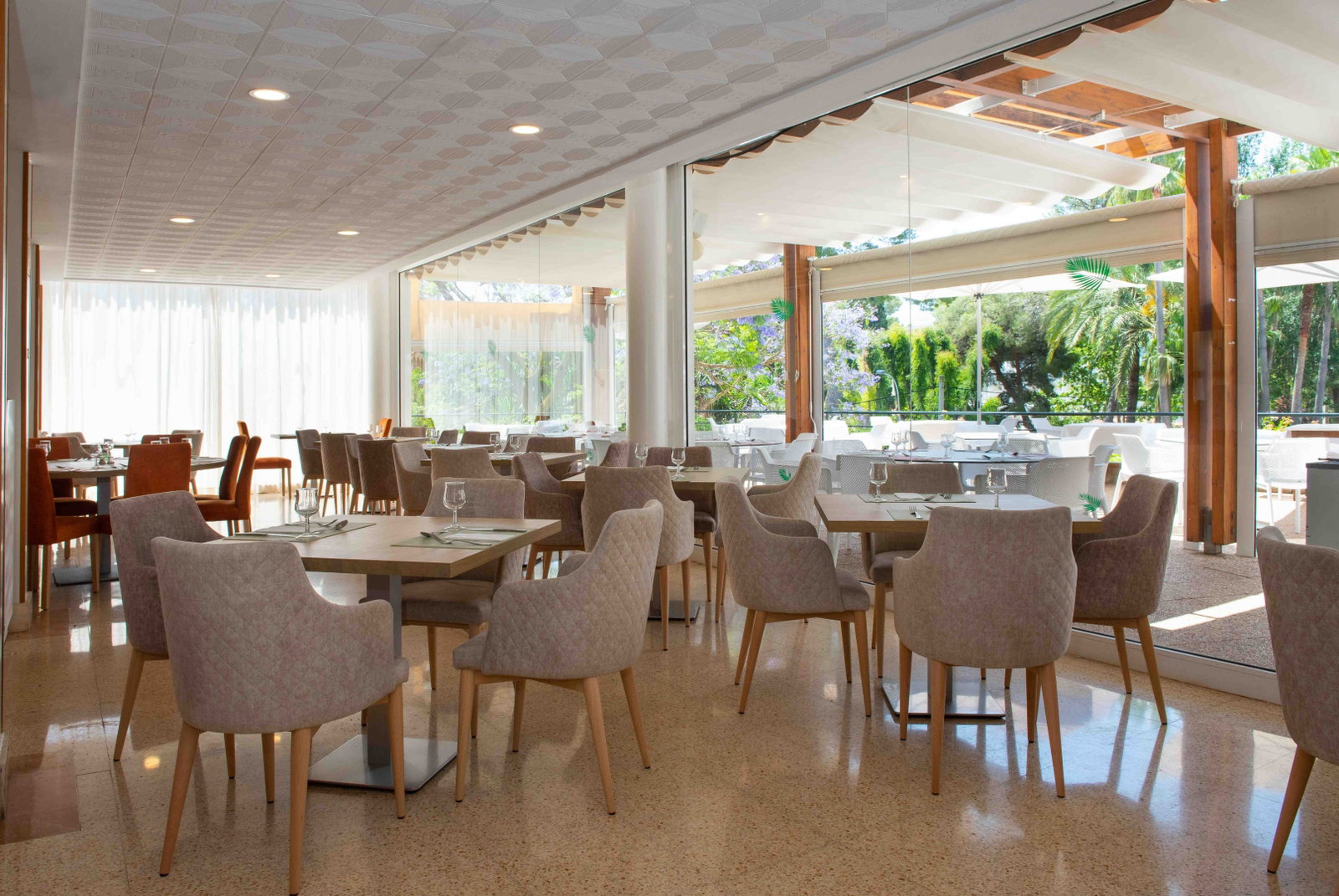 dal travel Valentn Grand Park Suite Hotel