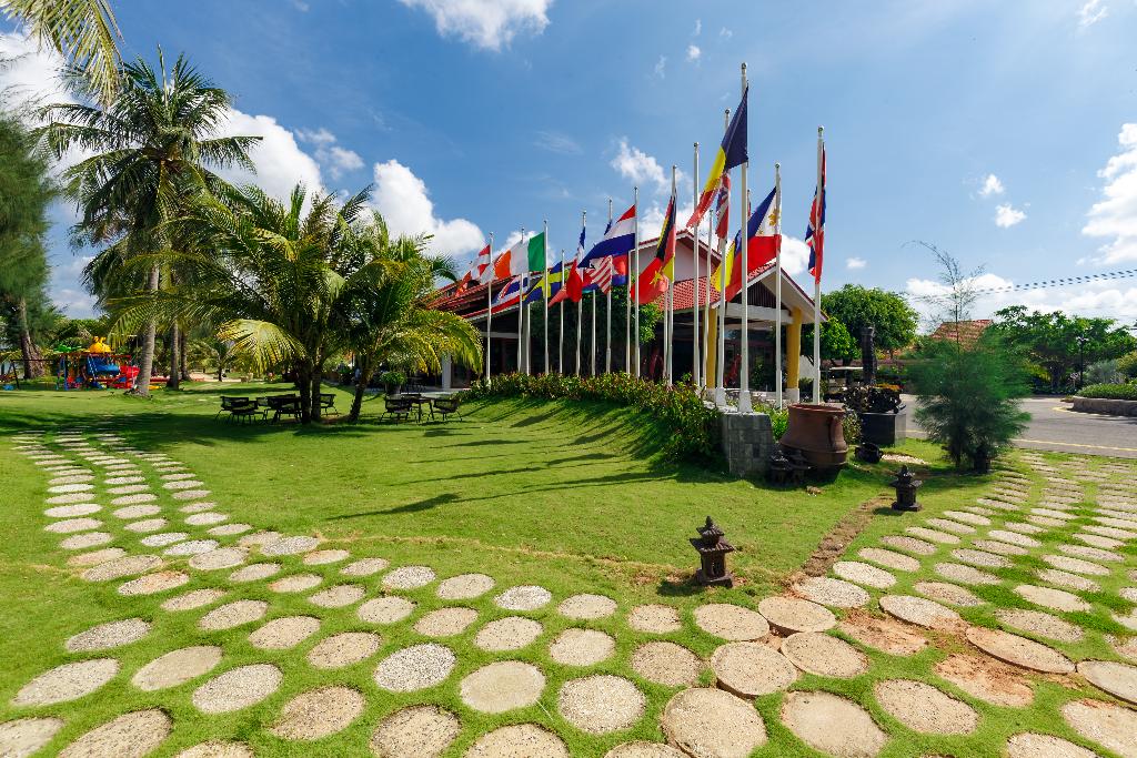 Mercury Phu Quoc Resort & Villas