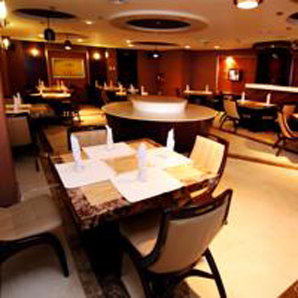Sun & Sands Downtown Hotel