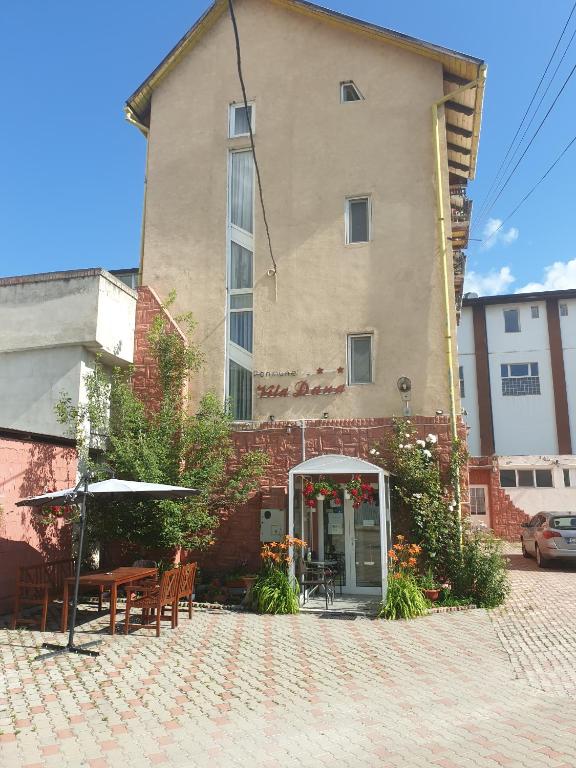 Pensiunea Vila Dana