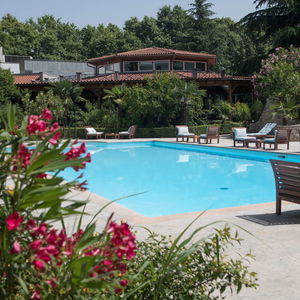 Hotel Rogner Hotel Tirana cazare Tirana