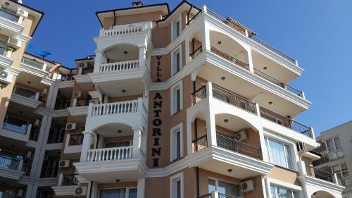 Villa Antorini Apartments