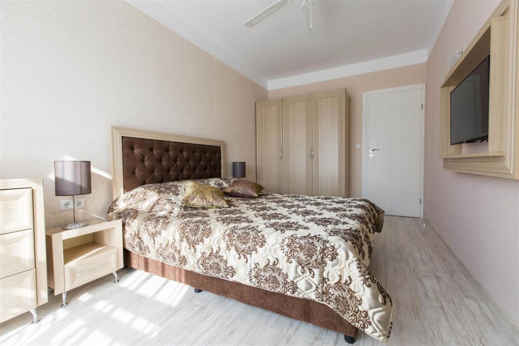 Hotel Harmony Suites 10