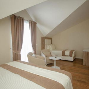 Hotel Kompleksi Exalco-Al cazare Shkoder