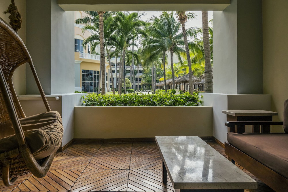 Iberostar Grand Rose Hall