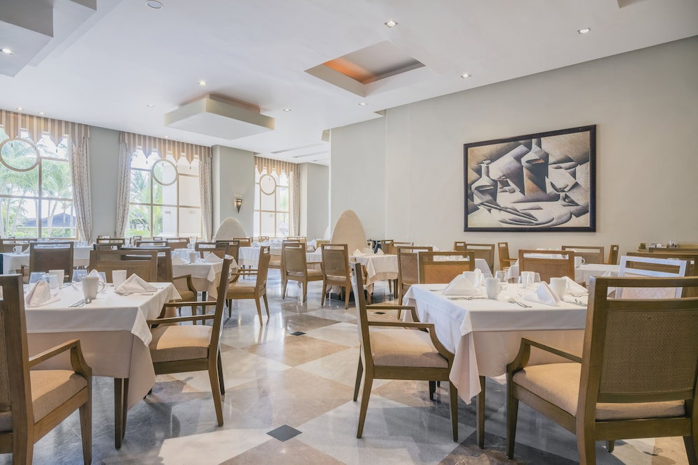 Iberostar Grand Rose Hall