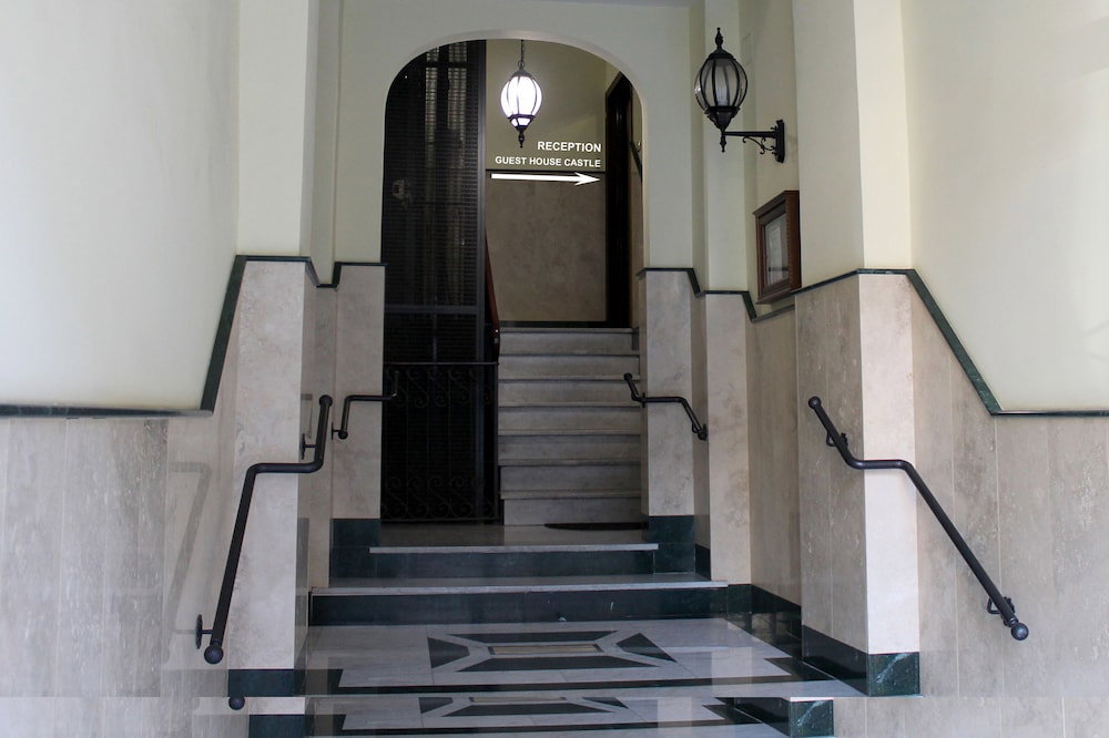 Roma Castle Termini