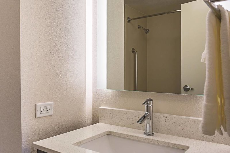 La Quinta Inn By Wyndham Miami Airport North