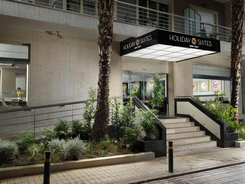 dal travel Holiday Suites