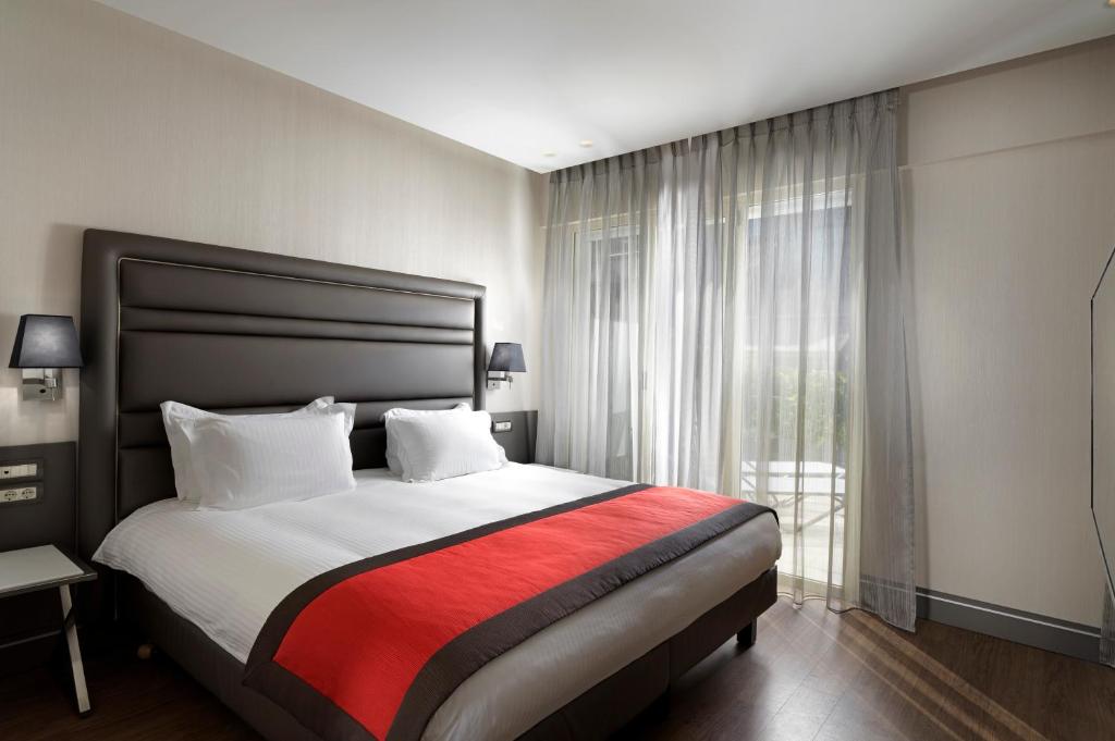dal travel Holiday Suites
