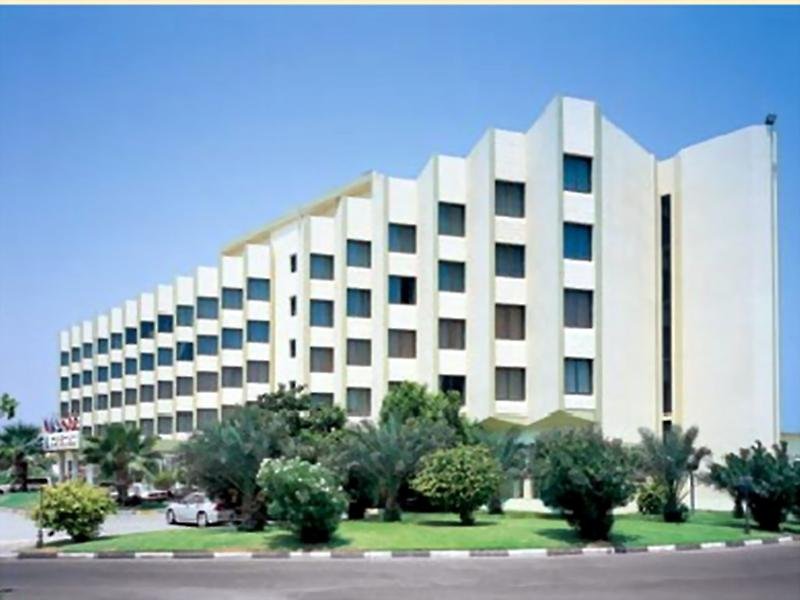 Hotel Bm Beach Hotel