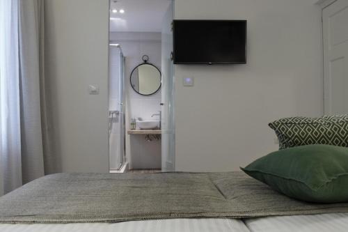 Meltemi By Manthos Hotels