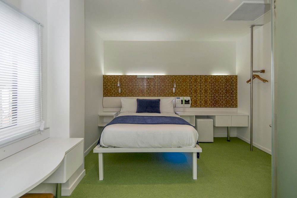 Hotel All Seasons Cashel St