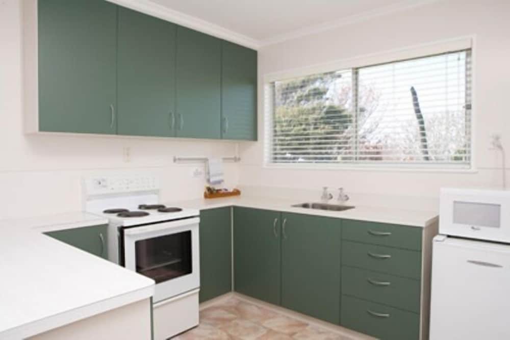 Hotel Amber Court Motel