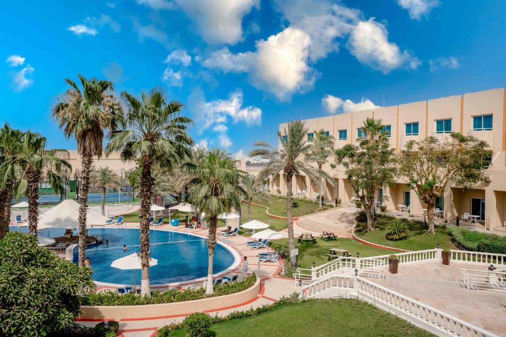 Hotel Metropolitan Al Mafraq Hotel