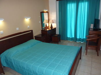 Oasis Hotel