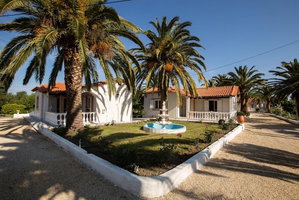 Hotel Paradise Village cazare Roda