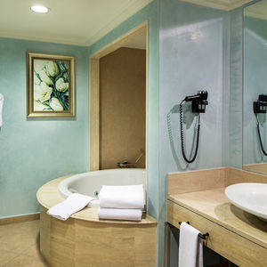 Hotel Rixos Almaty Hotel cazare Almaty