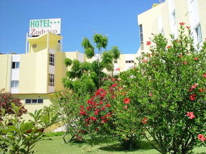 Hotel Zodiaco cazare Quarteira