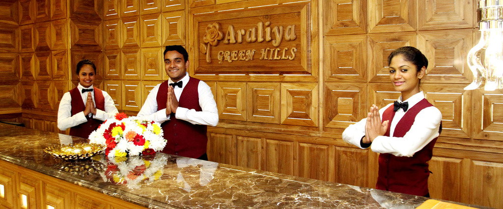 Araliya Green Hills Hotel