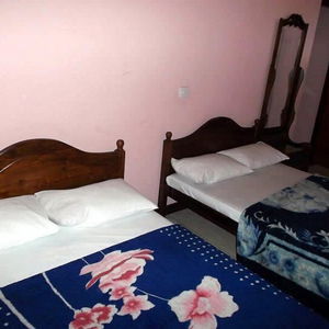 Hotel Thuvaraga Rest cazare Nuwara Eliya