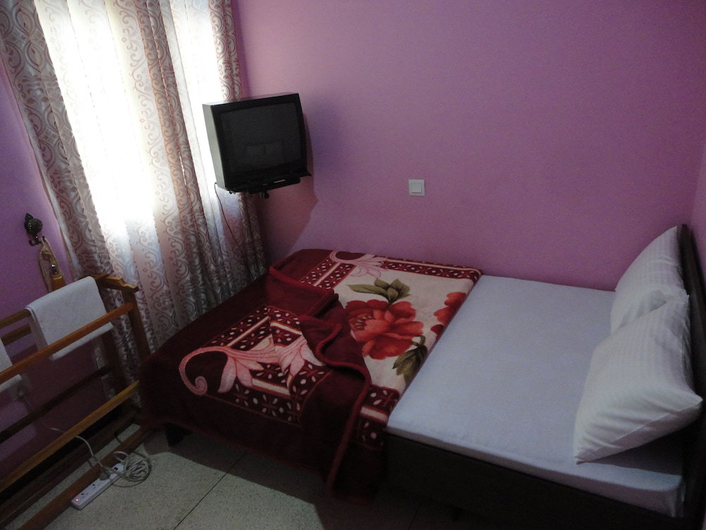 Thuvaraga Rest