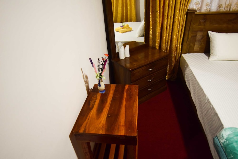 Royal Guest Inn