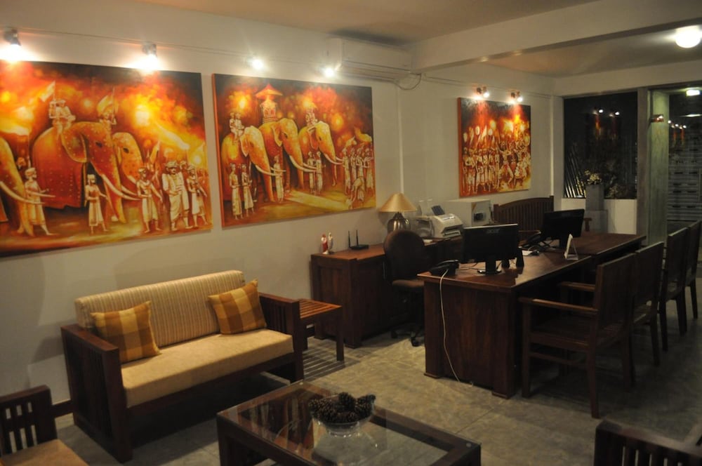Amaara Sky Hotel