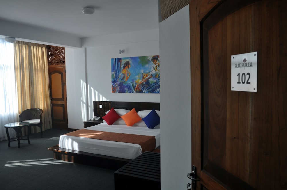 Amaara Sky Hotel