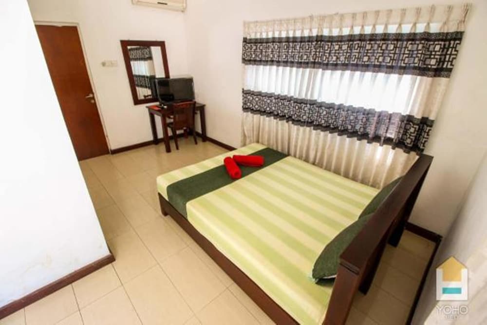 Hotel Elegance Range Resort