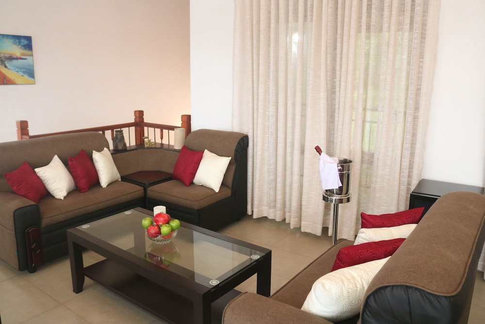 Holistic Villas Hills