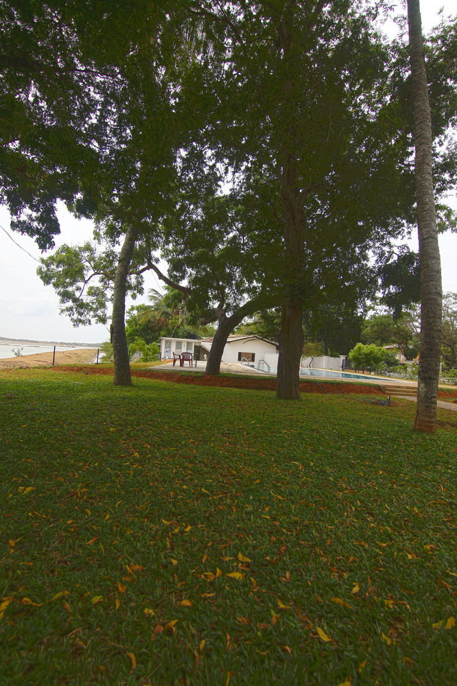 Hotel Jade Green Hambantota