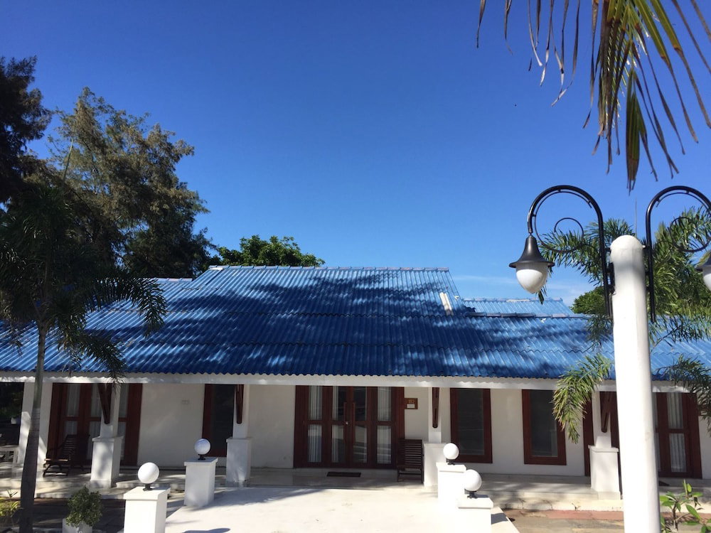 Ceylonta Beach Resort And Spa
