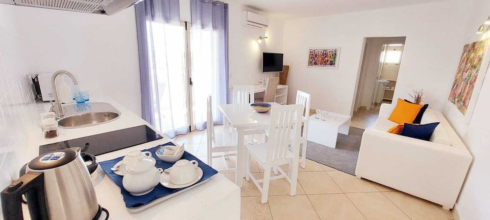 Branco Suites