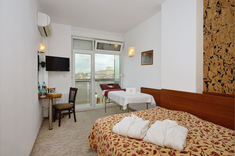 Augusta Spa Hotel