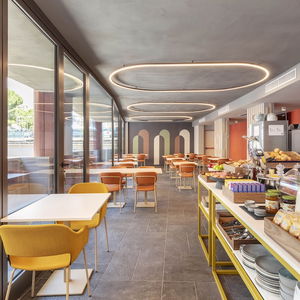 Hotel B&B Hotel Genova City Center cazare Genoa