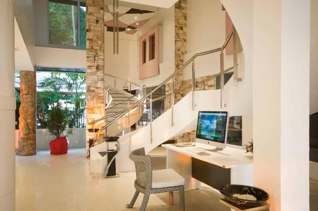 The L Resort